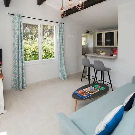 Charmante Petite Maison A L'éntrée De Tropez * Saint-Tropez